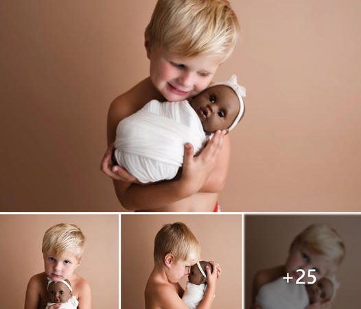 A Heartwarming Message: A Little Boy’s Inspiring Bond with a Doll